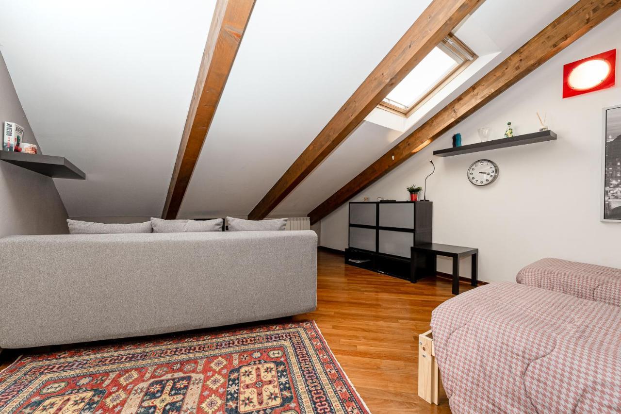 Ferienwohnung Stagabin La Mansarda Panoramica Un Rifugio Di Eleganza E Tranquillita Turin Exterior foto